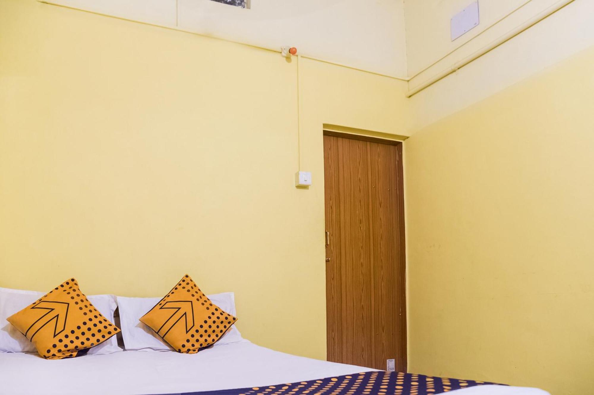 Hotel O Flagship The Residence Inn Brahmapur エクステリア 写真